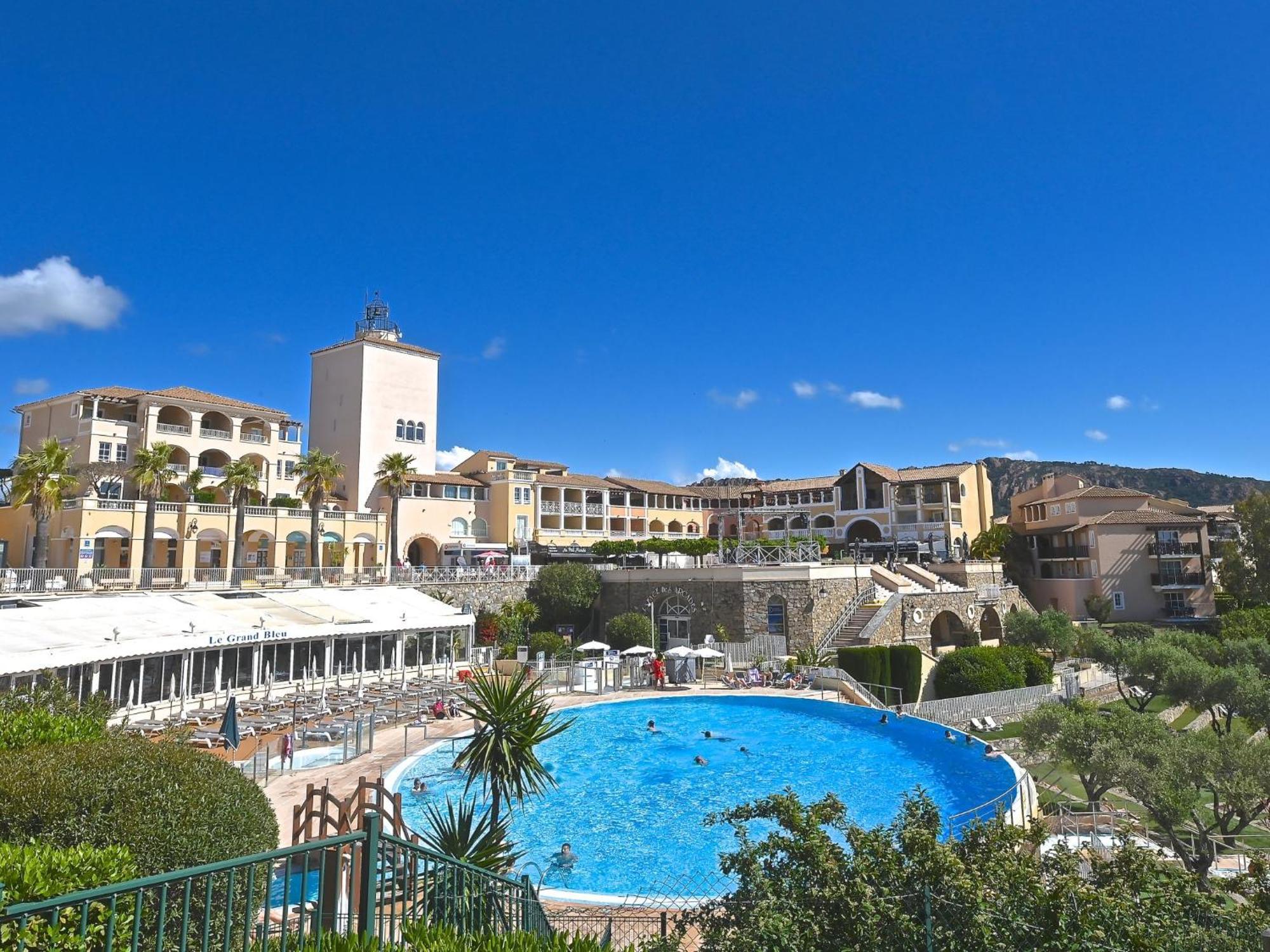 Apartment Village Cap Esterel - Le Village-9 By Interhome Saint-Raphaël エクステリア 写真