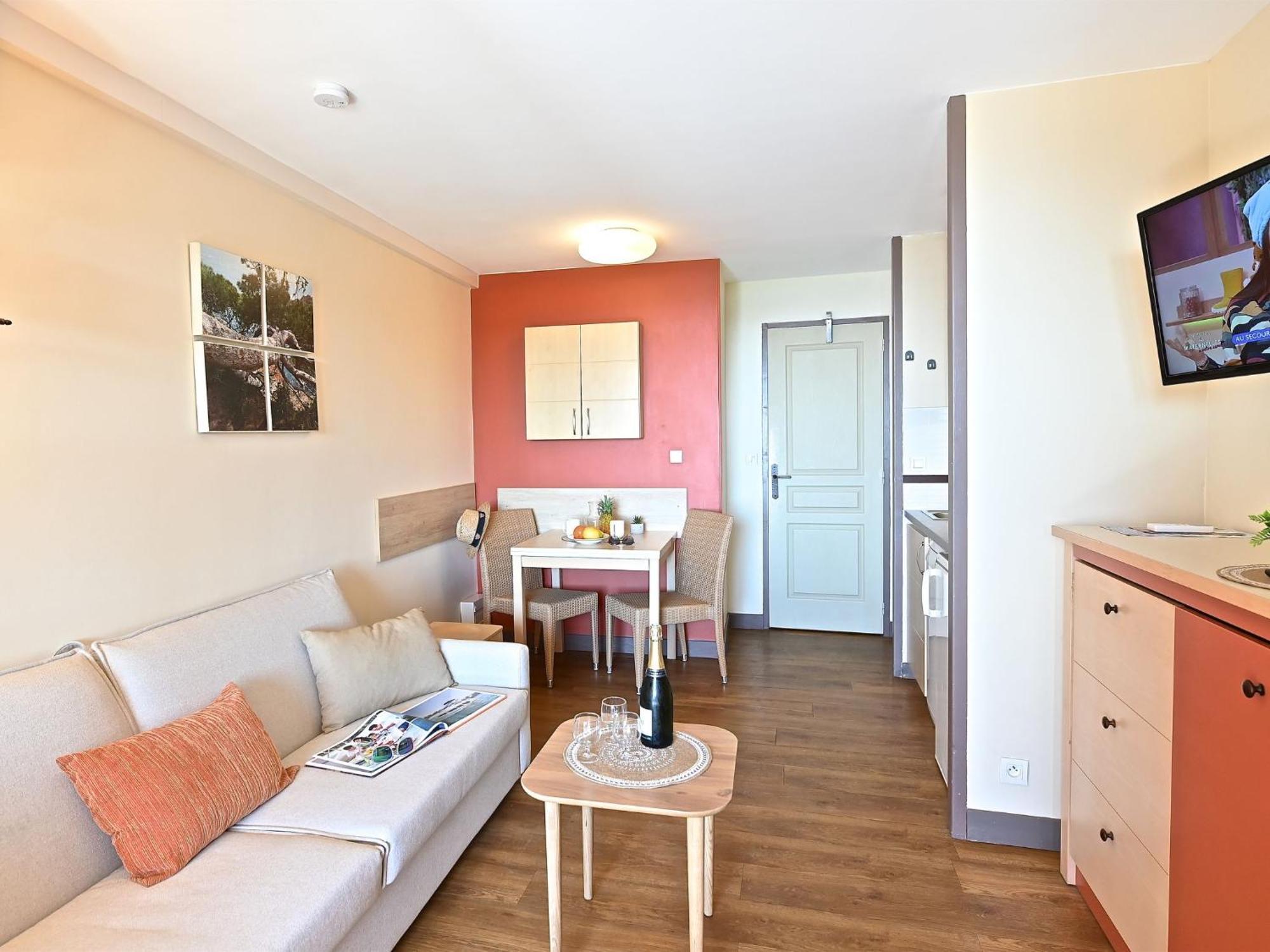 Apartment Village Cap Esterel - Le Village-9 By Interhome Saint-Raphaël エクステリア 写真